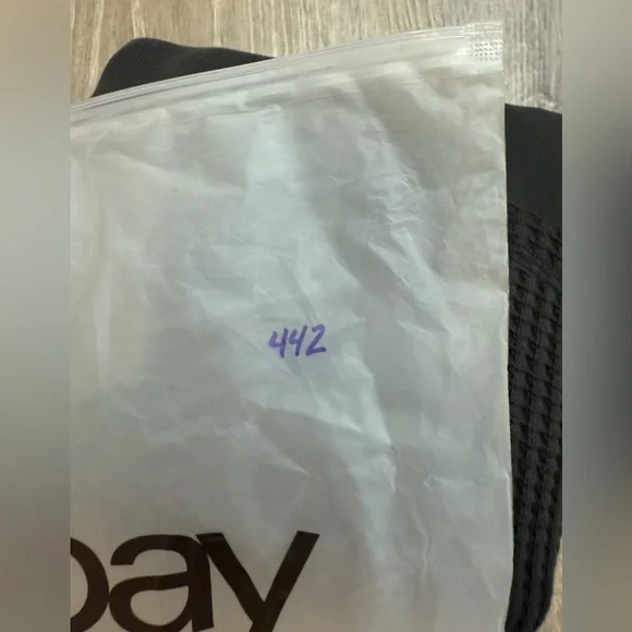 Mate The Label Organic Fleece and Waffle Cropped Half-Zip Sweatshirt Onyx Small - Picture 11 of 11